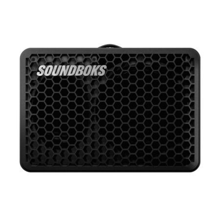 Enceinte portable soundboks go usb-c noire avec batterie rechargeable et design robuste offrant un son puissant pour soirées et utilisation extérieure.