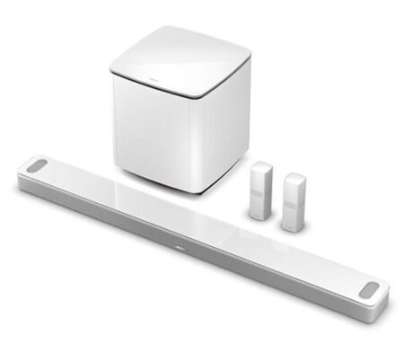 Barre de son Bose Smart Ultra Dolby Atmos avec module de basses Bose 700 blanche pour une expérience audio premium et immersive à domicile