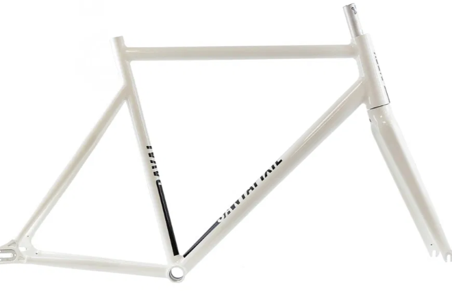 Santafixie Raval : le vélo urbain rapide et léger – Image 2