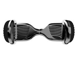 Hoverboard tout-terrain Hover-1 Titan noir avec grandes roues robustes pour conduite sur surfaces variées.